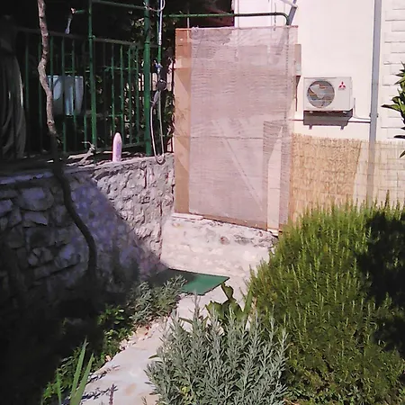 Ferienhaus House With A Parking Space Mastrinka, Ciovo - 7583 *