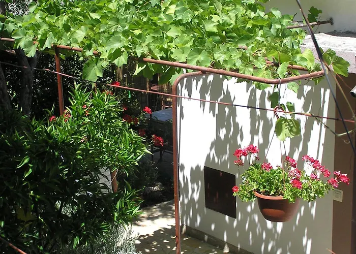 House With A Parking Space Mastrinka, Ciovo - 7583 度假居 特罗吉尔